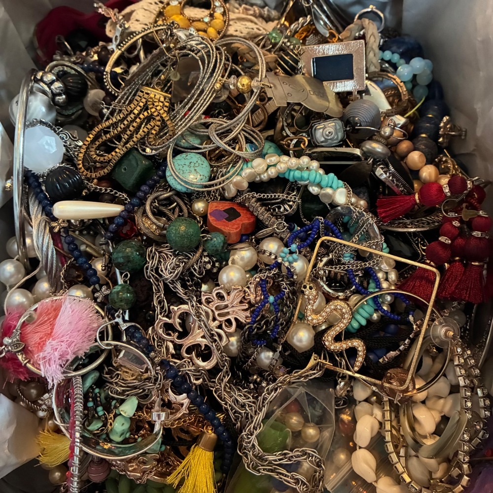 Junk Jewelry Lot 10lbs Mixed Scrap Project Craft Beads Recycle Repair Repurpose